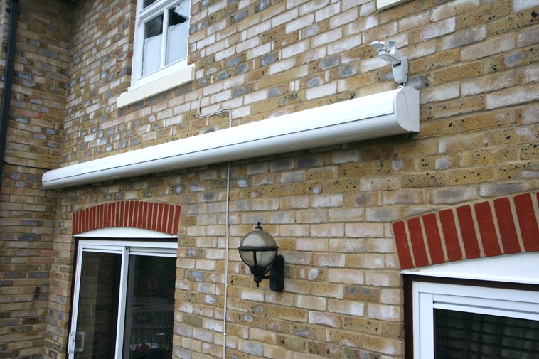 awning retractable