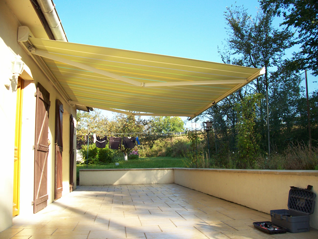 Store coffre protection solaire BX 260 Harol