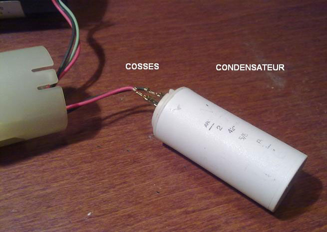 condensateur permanent de moteur avec cosses de 3 mm (2.8)