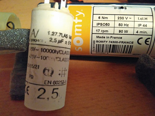 moteur Ipso Somfy avec condensateur de 2.5 µF uF