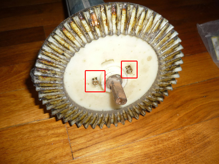 Volet roulant traditionnel : roue dentée crabot
