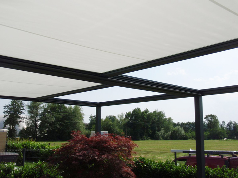 Pergola aluminium à toile retractable