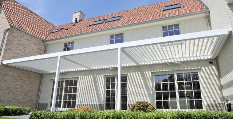 Pergola à lames orientables