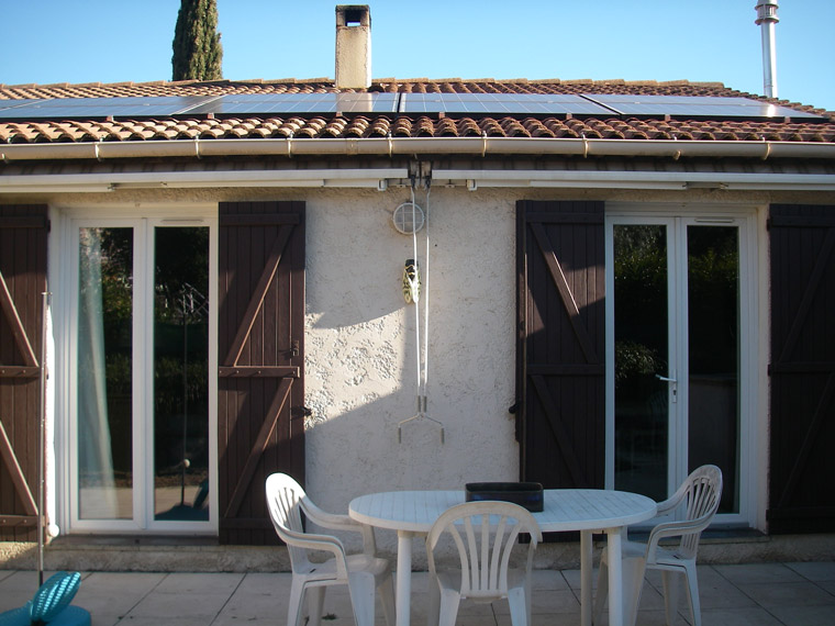 Deux store bannes vieux et anciens