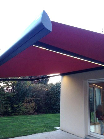 Store bras marquises Lux éclairage