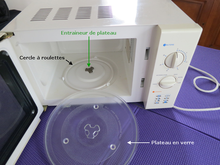 Entraineur axe de plateau tournant pour micro-ondes WHIRLPOOL