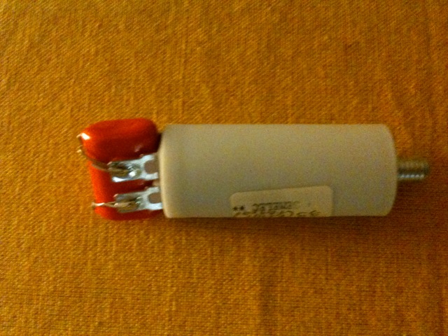 condensateur compensé permanent 2.8 3.3 5.5 6.3 7