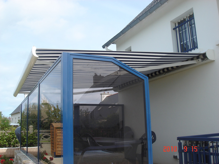 Store extérieur abris en verre