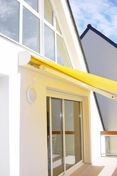 Store verriere extérieur