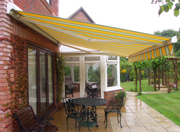 Brustor awning